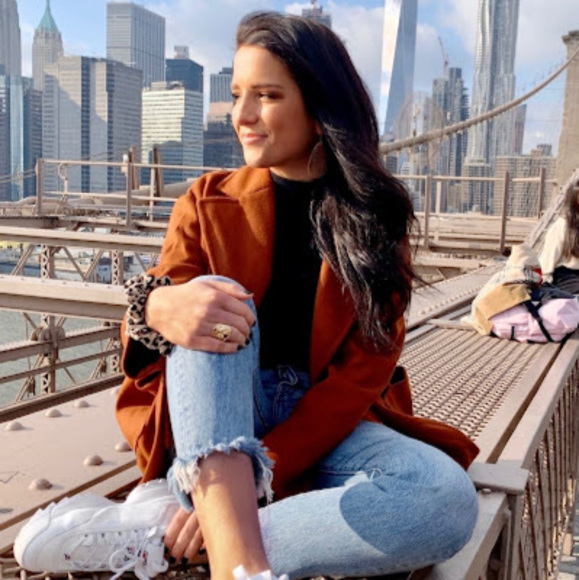 Meet your Posher, Bonnie - Picture 1 of 1